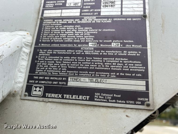 image for item ET6562 2012 International 4400 bucket truck