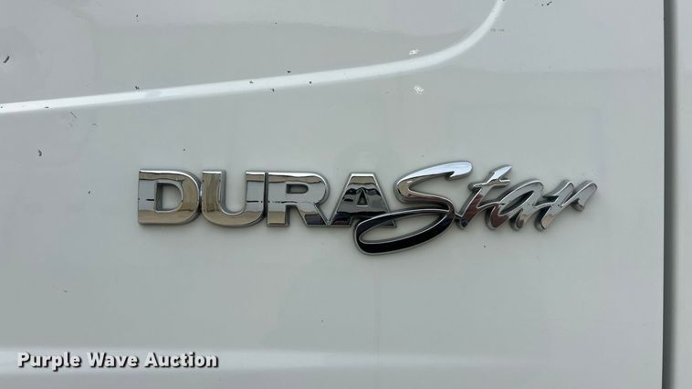 image for item ET6563 2010 International 4400 Ext. Cab digger derrick truck  