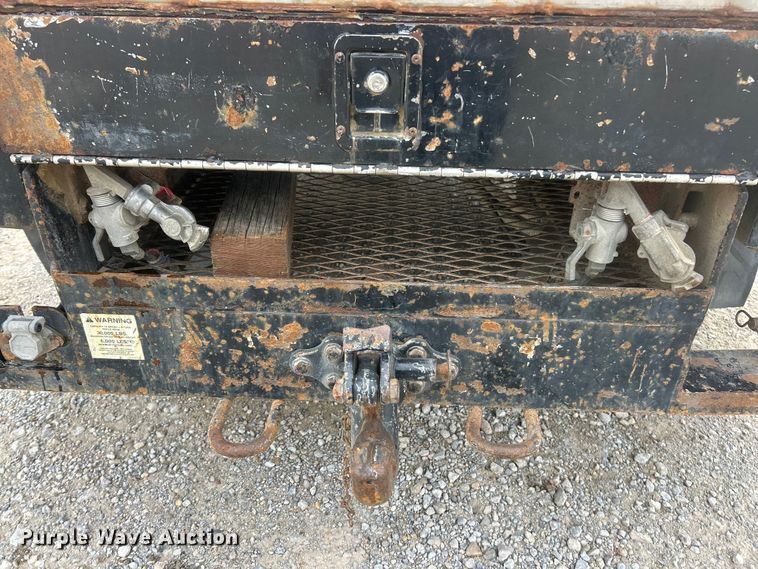 image for item ET6563 2010 International 4400 Ext. Cab digger derrick truck  