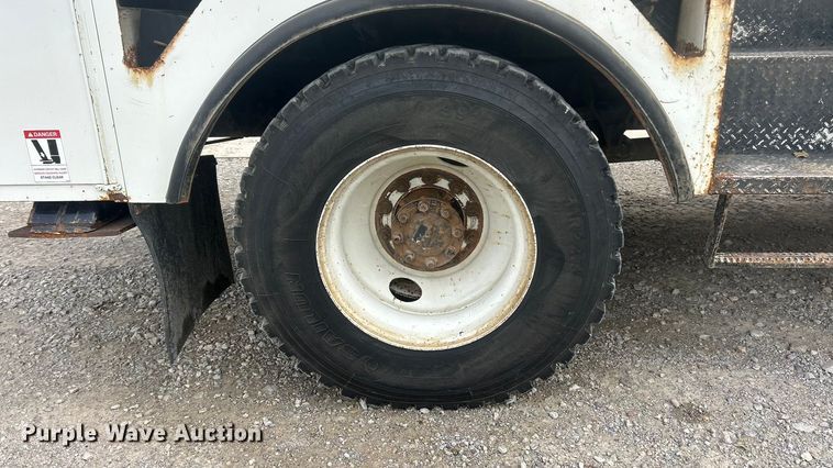 image for item ET6563 2010 International 4400 Ext. Cab digger derrick truck  