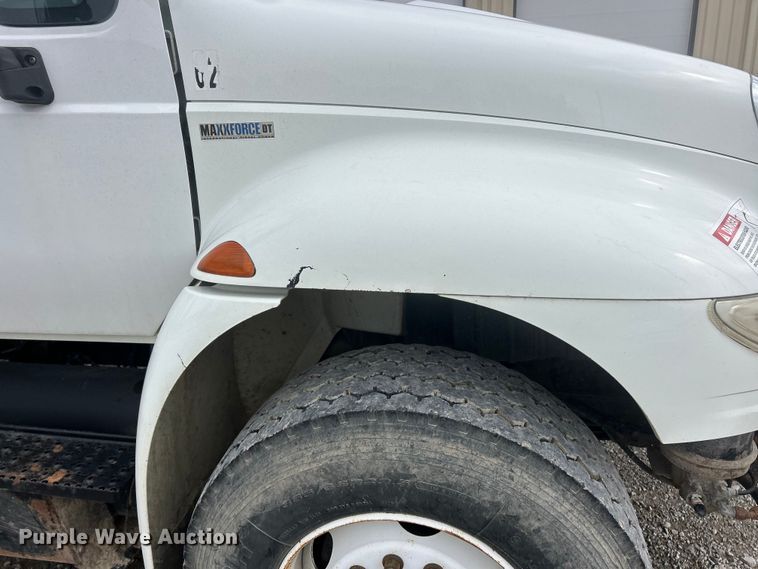 image for item ET6564 2010 International 4300 bucket truck