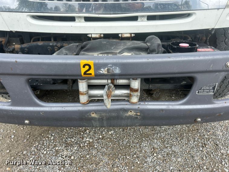 image for item ET6564 2010 International 4300 bucket truck