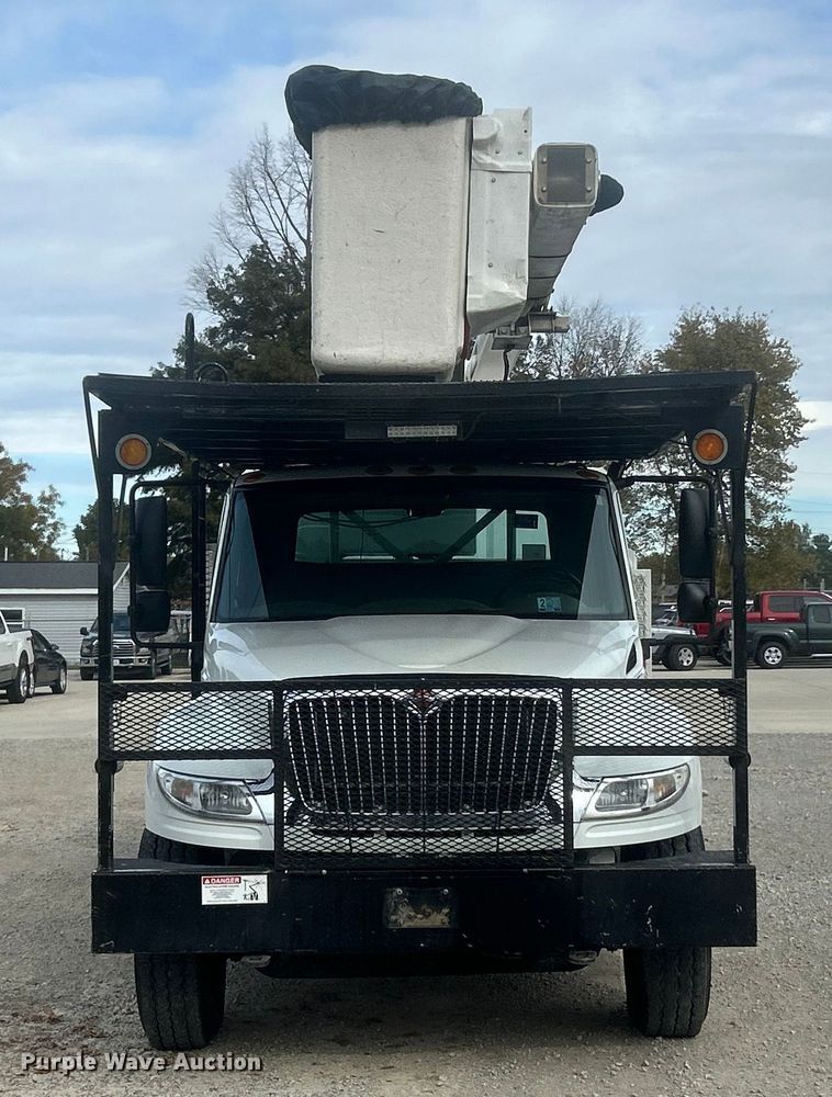 CAMIóN CON CANASTILLA 2014 INTERNATIONAL TEREX
