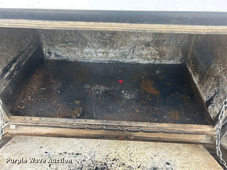 image for item ET6565 2014 International 4400 forestry bucket truck