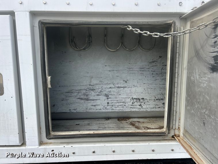 image for item ET6565 2014 International 4400 forestry bucket truck