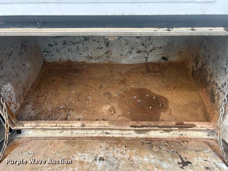 image for item ET6565 2014 International 4400 forestry bucket truck