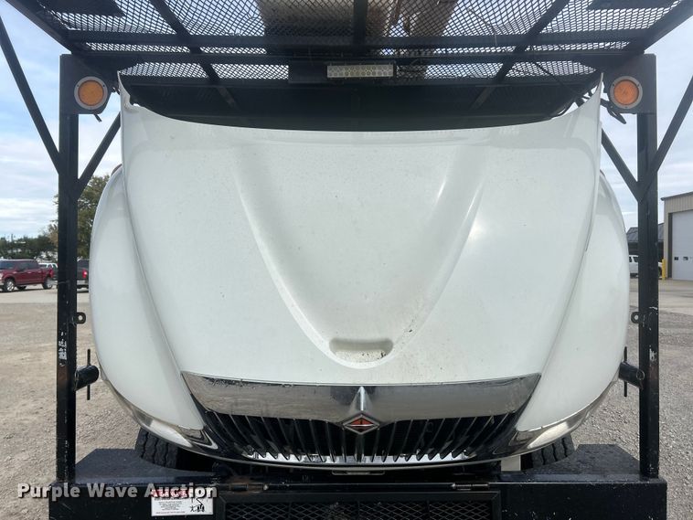 image for item ET6565 2014 International 4400 forestry bucket truck