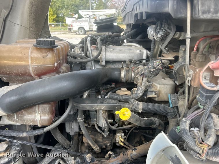 image for item ET6565 2014 International 4400 forestry bucket truck