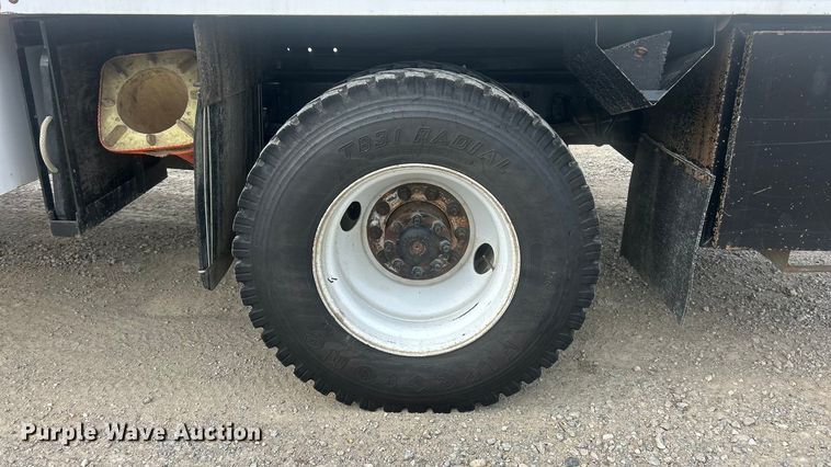 image for item ET6565 2014 International 4400 forestry bucket truck