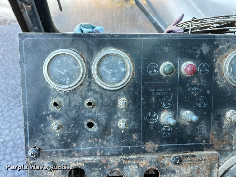 image for item ET6589 1988 Link Belt HSP-8040 crane