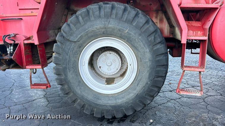 image for item ET6589 1988 Link Belt HSP-8040 crane