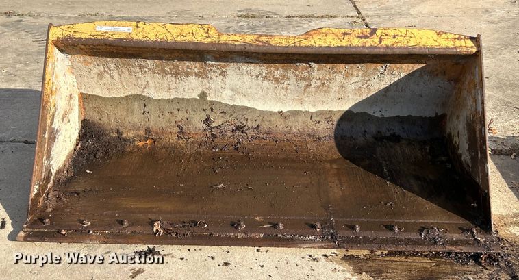 image for item ET6603 Case skid steer bucket