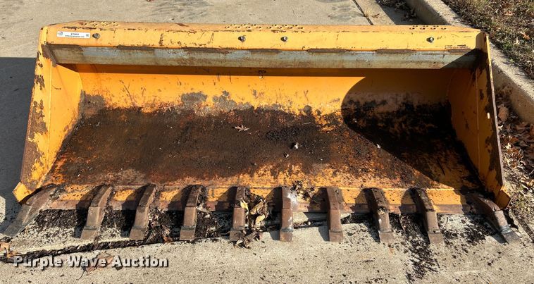 image for item ET6604 Case skid steer bucket