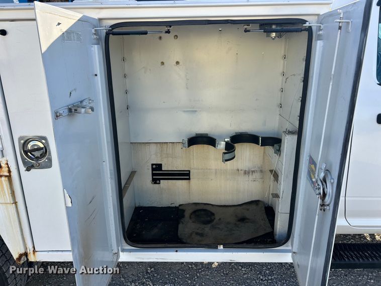 image for item ET6614 2012 Dodge Ram 5500 utility / service truck