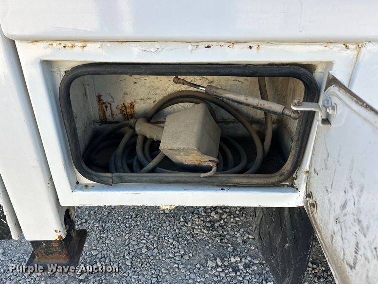 image for item ET6614 2012 Dodge Ram 5500 utility / service truck