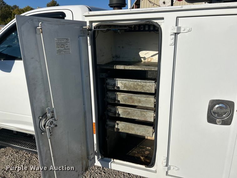 image for item ET6614 2012 Dodge Ram 5500 utility / service truck