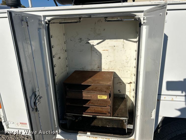 image for item ET6614 2012 Dodge Ram 5500 utility / service truck