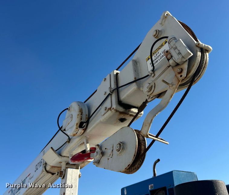 image for item ET6614 2012 Dodge Ram 5500 utility / service truck