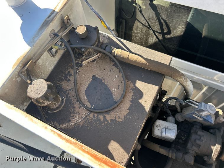 image for item ET6614 2012 Dodge Ram 5500 utility / service truck