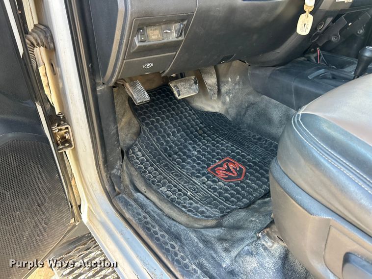 image for item ET6614 2012 Dodge Ram 5500 utility / service truck