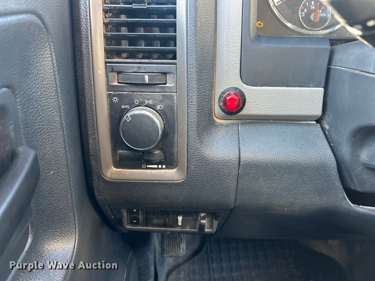 image for item ET6614 2012 Dodge Ram 5500 utility / service truck