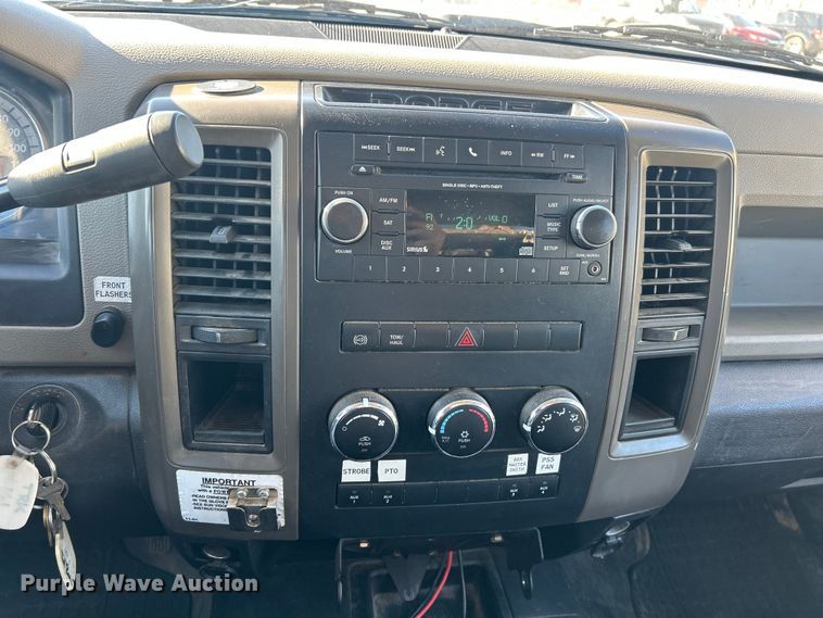 image for item ET6614 2012 Dodge Ram 5500 utility / service truck