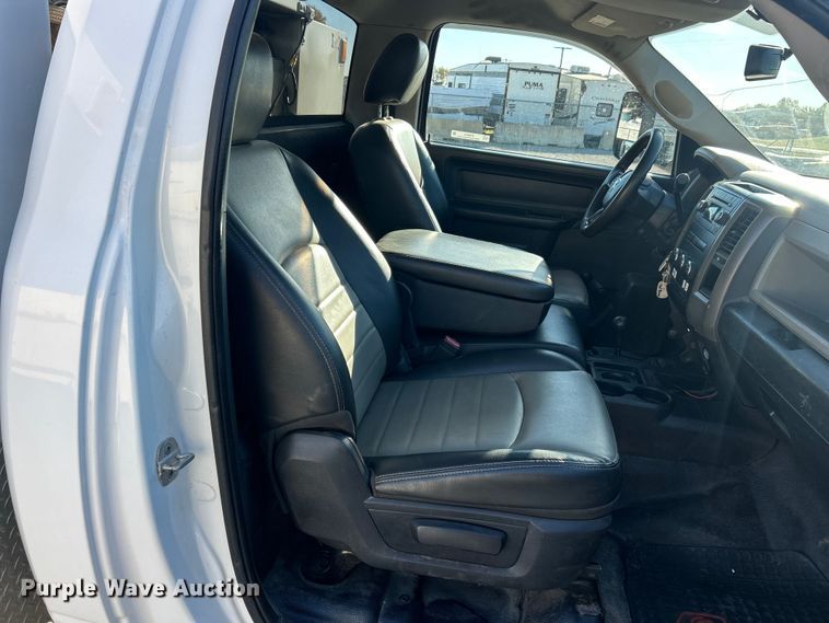 image for item ET6614 2012 Dodge Ram 5500 utility / service truck