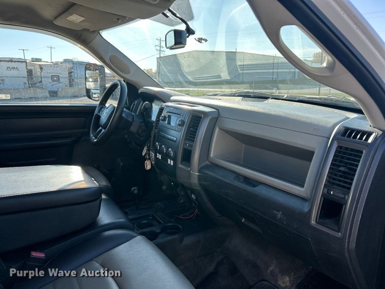 image for item ET6614 2012 Dodge Ram 5500 utility / service truck