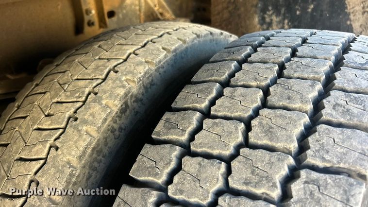 image for item ET6614 2012 Dodge Ram 5500 utility / service truck