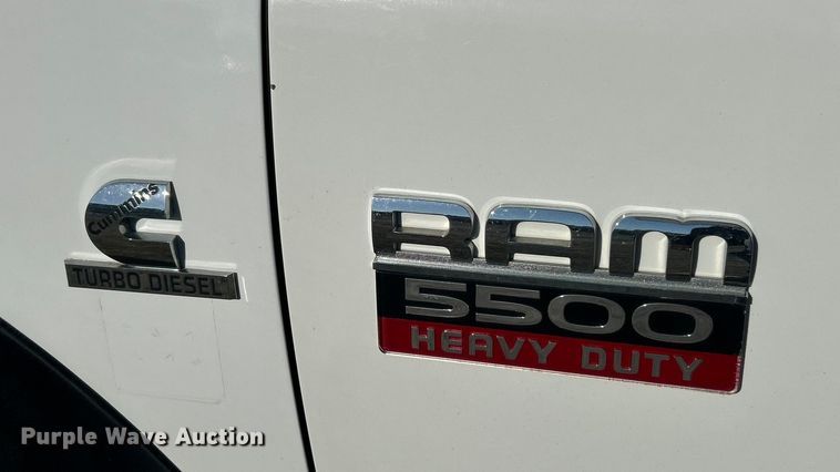 image for item ET6614 2012 Dodge Ram 5500 utility / service truck