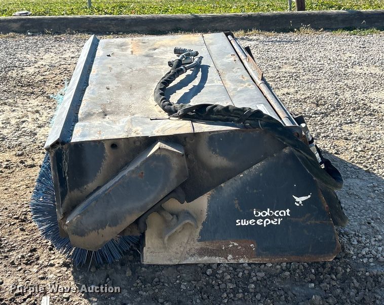 image for item ET6616 Bobcat Sweeper 60 skid steer broom