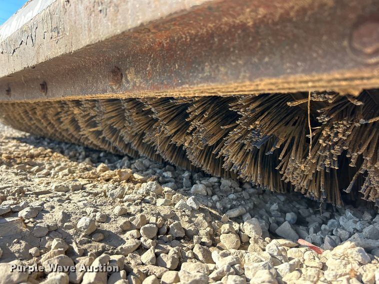 image for item ET6618 Bobcat 72 Sweeper skid steer sweeper