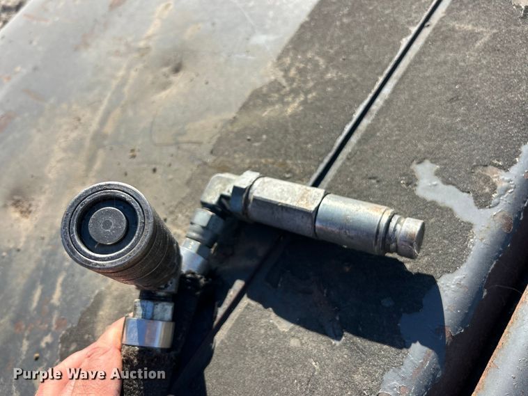 image for item ET6618 Bobcat 72 Sweeper skid steer sweeper