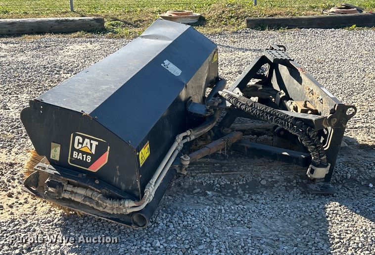 image for item ET6619 Caterpillar BA18 skid steer broom