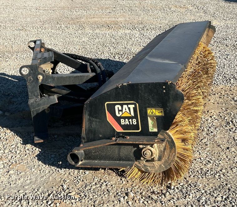 image for item ET6619 Caterpillar BA18 skid steer broom