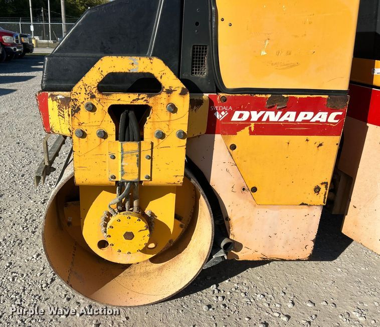 image for item ET6621 1998 Dynapac CC122 double drum vibratory roller