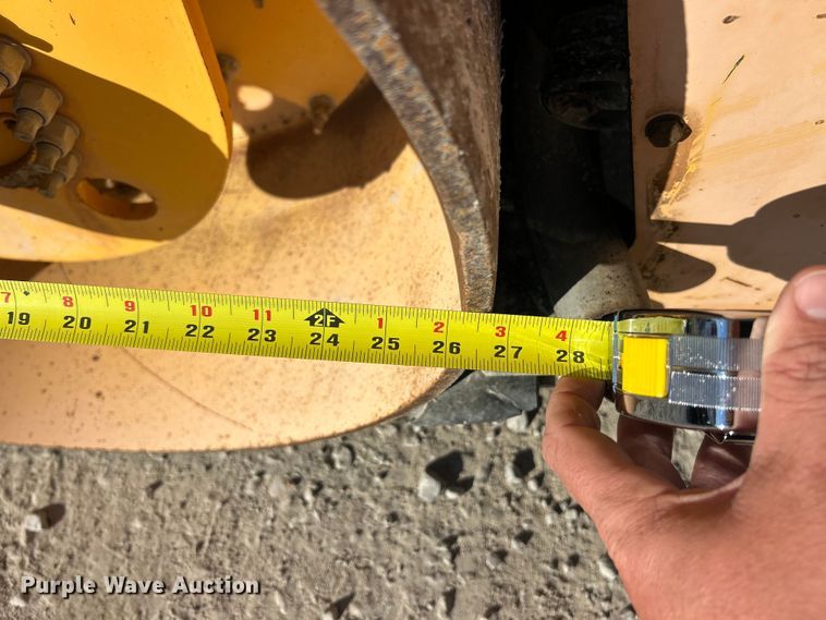 image for item ET6621 1998 Dynapac CC122 double drum vibratory roller