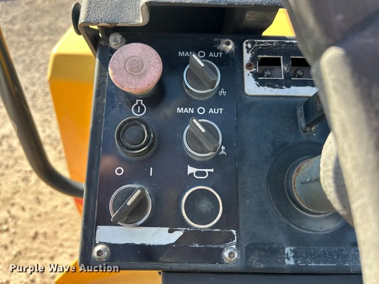 image for item ET6621 1998 Dynapac CC122 double drum vibratory roller