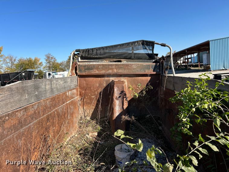 image for item ET6629 Heil dump truck bed
