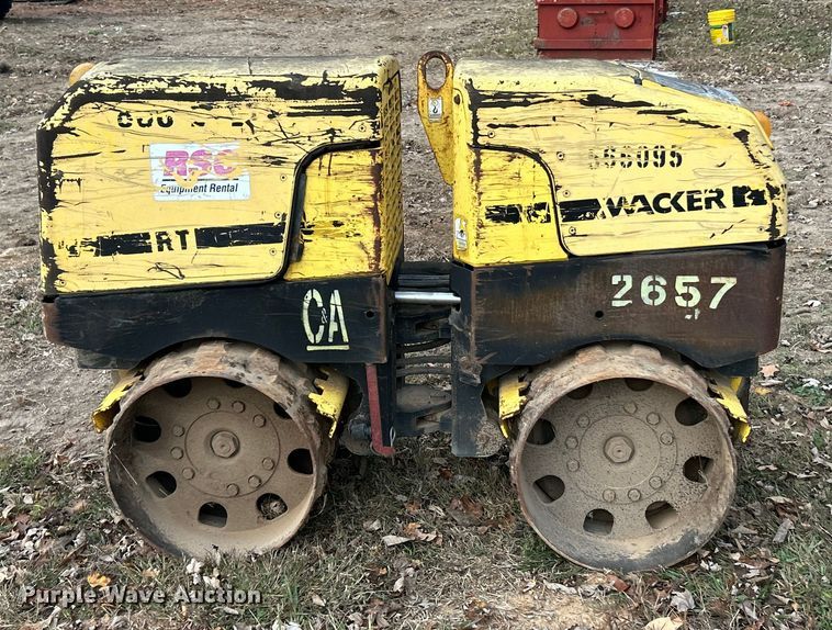 image for item ET6636 2005 Wacker Neuson RT82-SC trench compactor