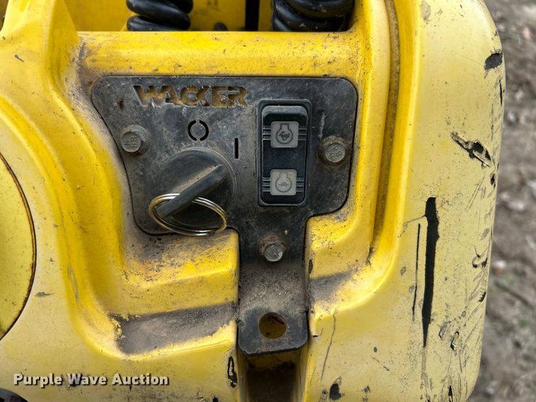 image for item ET6636 2005 Wacker Neuson RT82-SC trench compactor