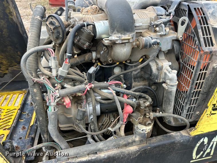 image for item ET6636 2005 Wacker Neuson RT82-SC trench compactor