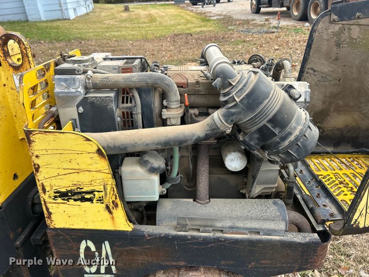 image for item ET6636 2005 Wacker Neuson RT82-SC trench compactor