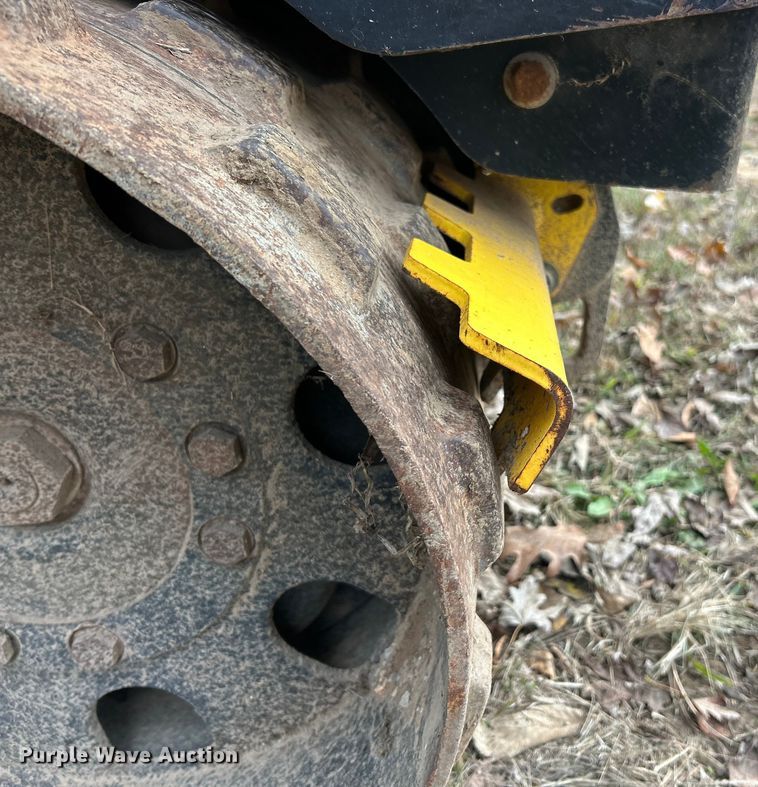 image for item ET6636 2005 Wacker Neuson RT82-SC trench compactor