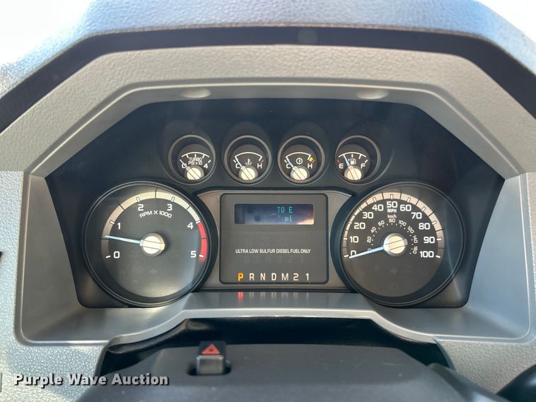 image for item ET6644 2011 Ford F550 Super Duty XL bucket truck