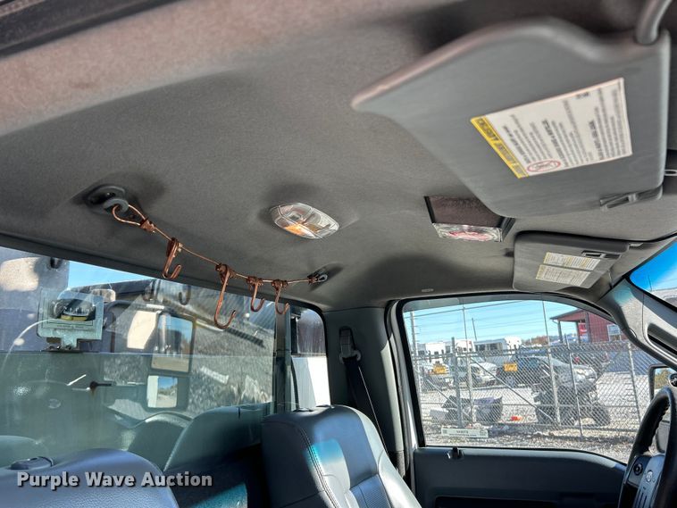 image for item ET6644 2011 Ford F550 Super Duty XL bucket truck