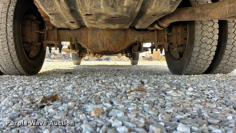 image for item ET6644 2011 Ford F550 Super Duty XL bucket truck