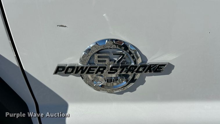 image for item ET6644 2011 Ford F550 Super Duty XL bucket truck