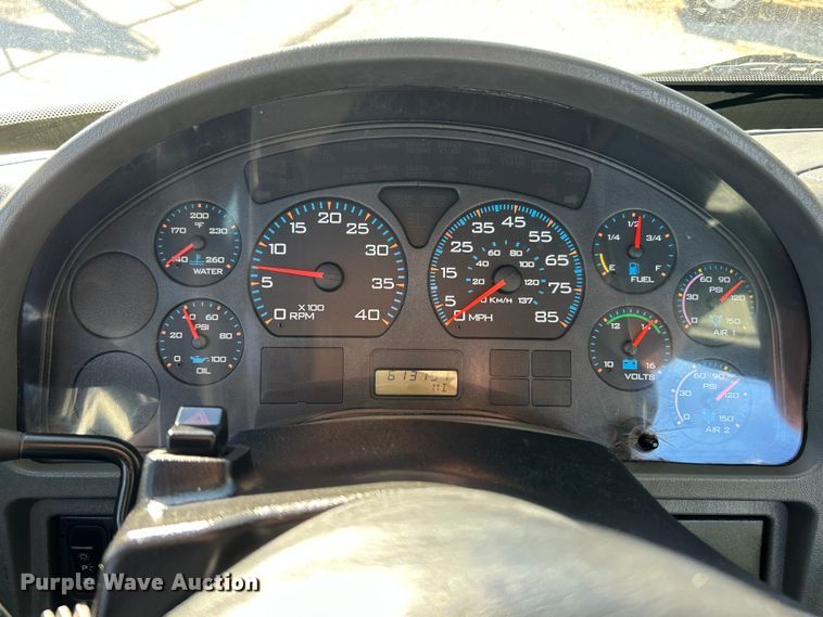 image for item ET6646 2007 International 8600 SBA semi truck