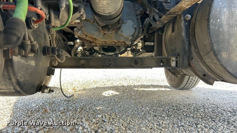 image for item ET6646 2007 International 8600 SBA semi truck